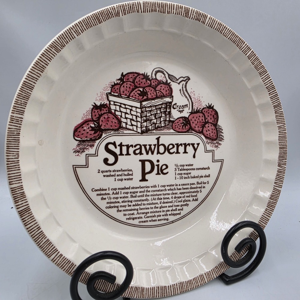 Vintage Royal China Jeannette 11" Deep Dish Strawberry Pie Recipe Plate USA New